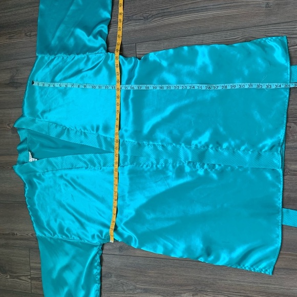 Kimono robe - Picture 6 of 7